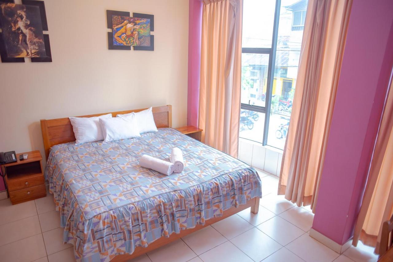 Hotel Jhor Bush Пукалпа Екстериор снимка