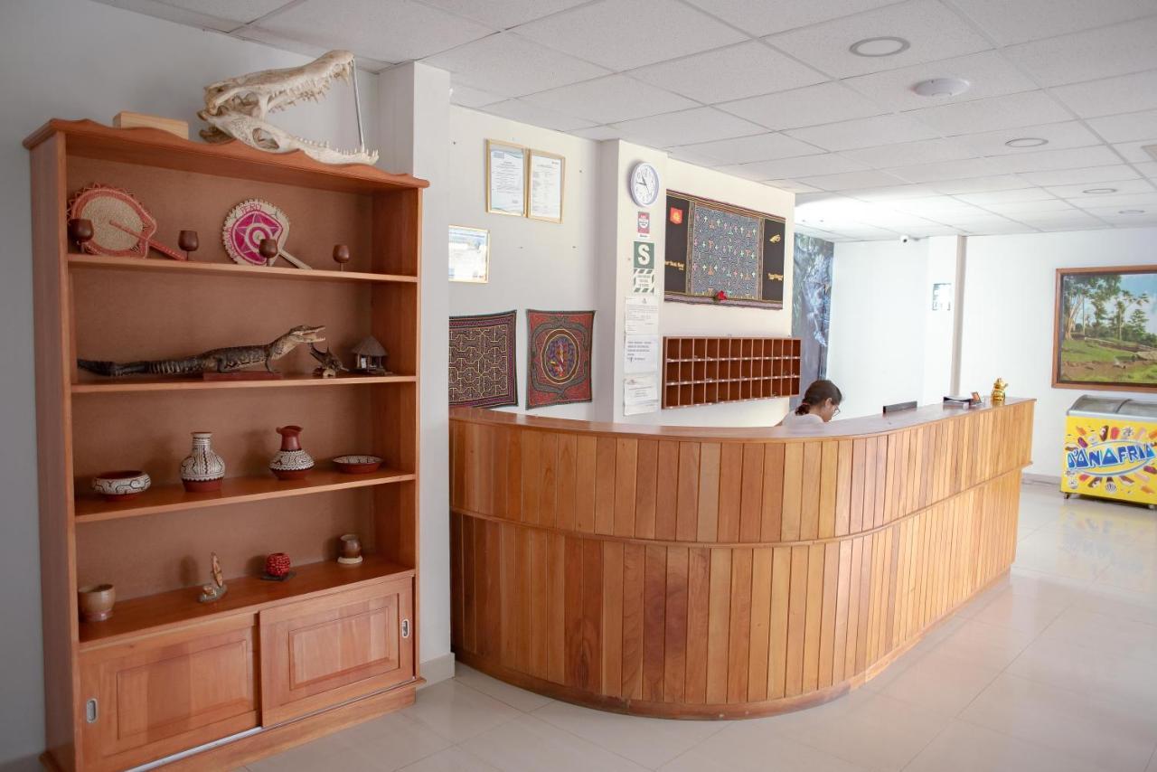 Hotel Jhor Bush Пукалпа Екстериор снимка