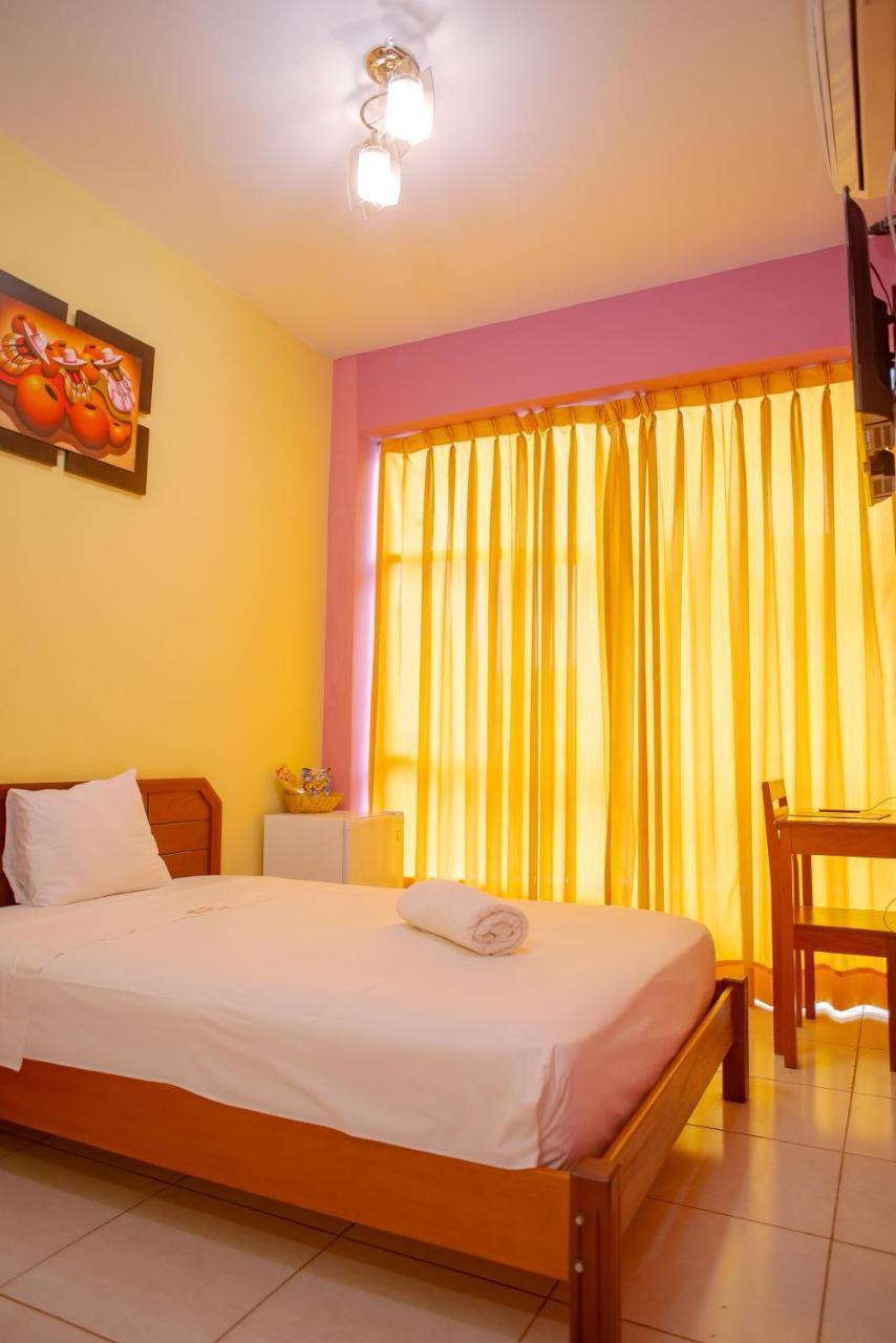 Hotel Jhor Bush Пукалпа Екстериор снимка
