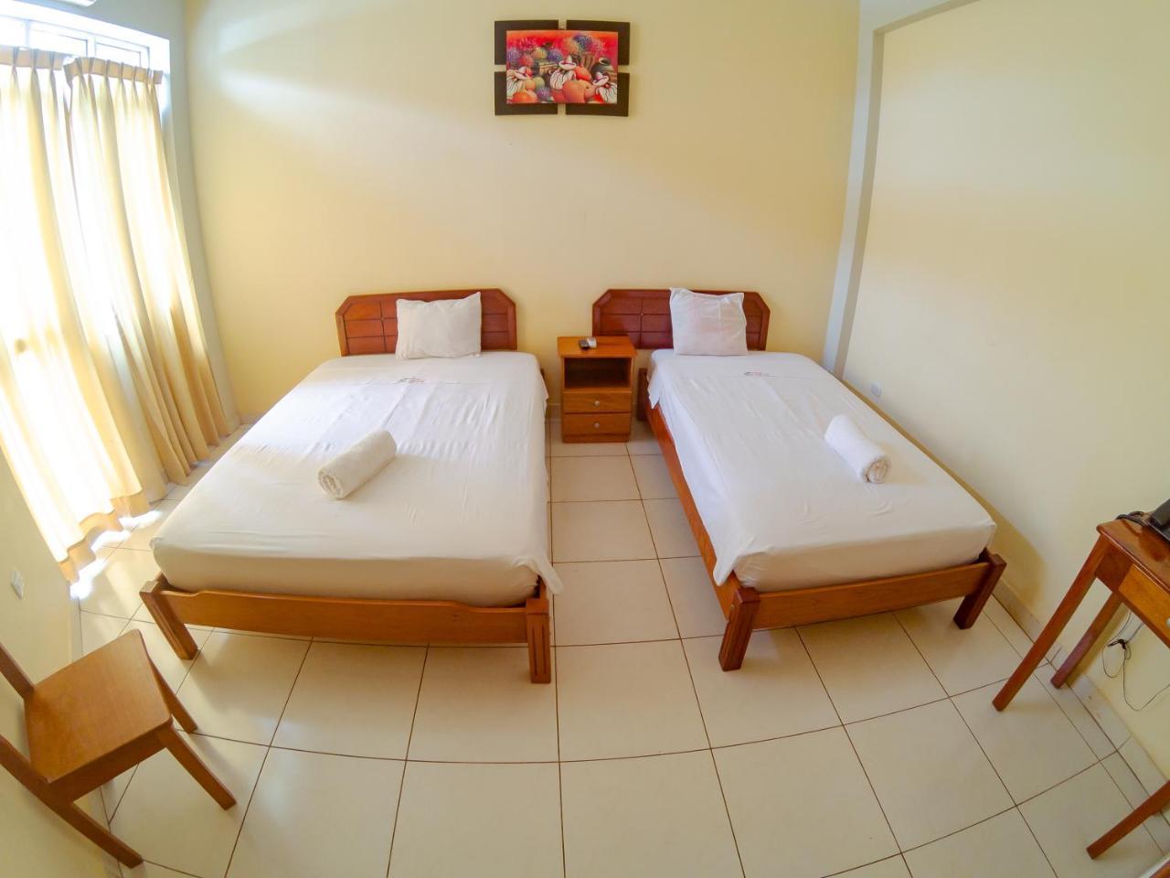 Hotel Jhor Bush Пукалпа Екстериор снимка