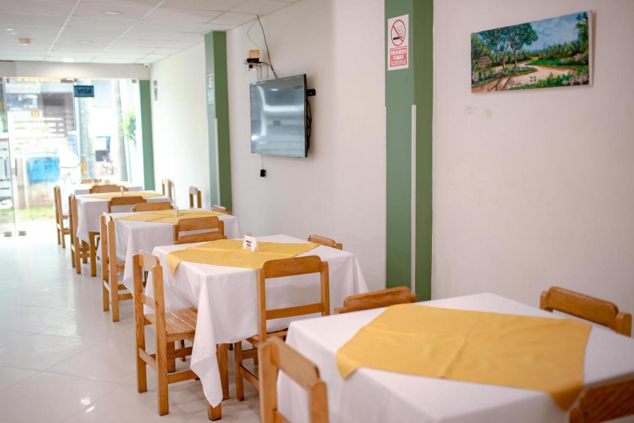 Hotel Jhor Bush Пукалпа Екстериор снимка